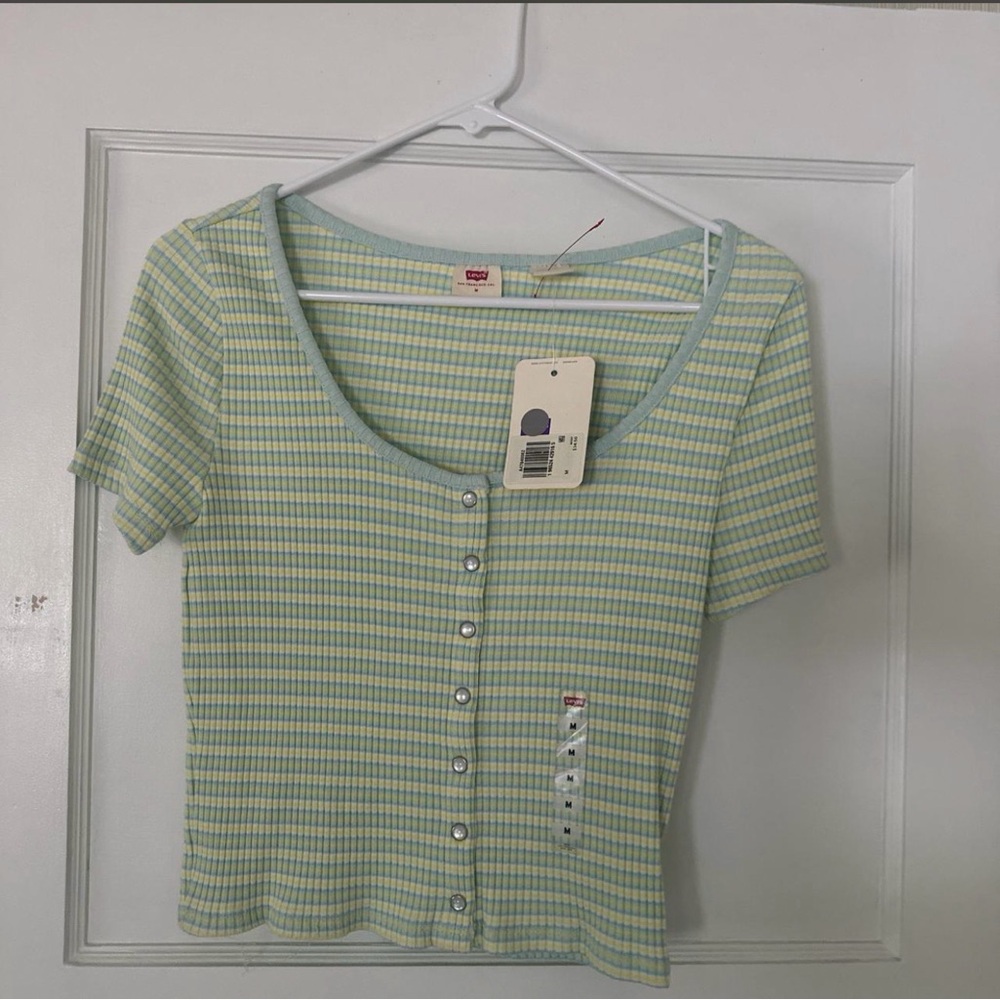 Levi's Pale Yellow Ribbed Button-Front Crop Top - Picture 3 of 5